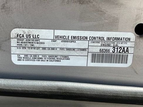 Used 2018 Dodge Journey SXT w/ Connectivity Group image 30