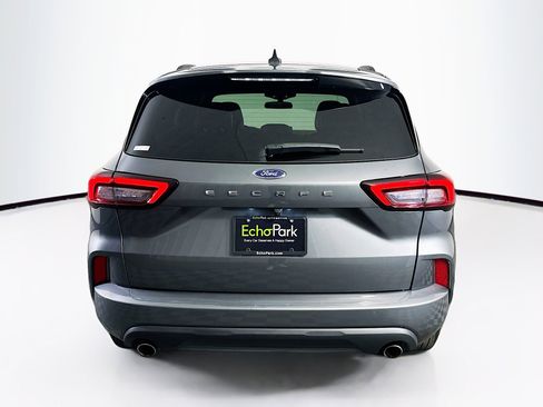Used 2024 Ford Escape ST-Line image 7