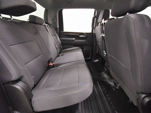 Used 2024 GMC Sierra 3500 SLE w/ SLE Convenience Package image 15