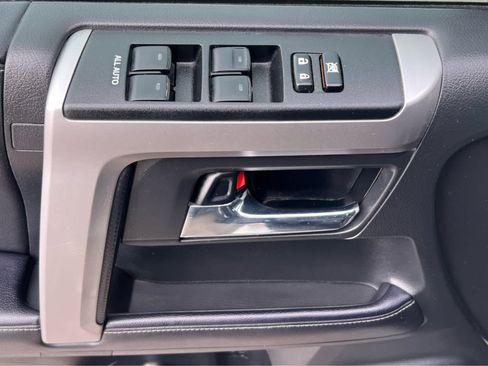 Used 2022 Toyota 4Runner SR5 Premium w/ Moonroof Package image 29