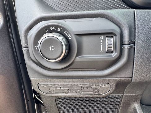 New 2026 Jeep Wrangler Unlimited Rubicon AWD/4WD image 24
