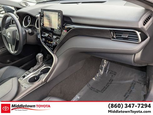 Certified 2021 Toyota Camry XLE w/ Navigation Upgrade Package image 39