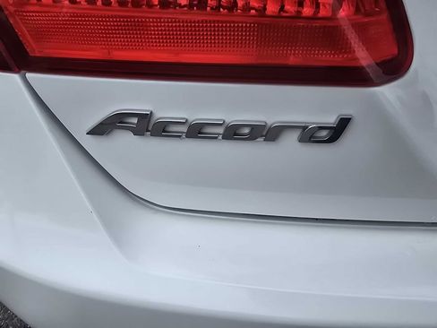 Used 2015 Honda Accord LX image 21