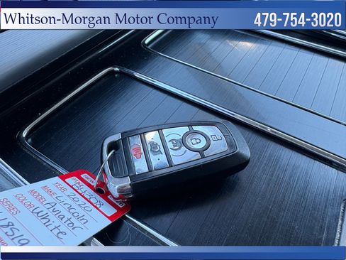 Used 2020 Lincoln Aviator Reserve image 19