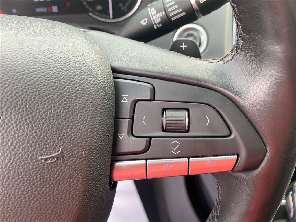 Used 2023 Cadillac XT4 Premium Luxury w/ Cold Weather Package AWD/4WD image 19