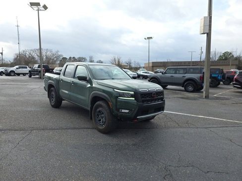 Used 2026 Nissan Frontier PRO-4X w/ Pro-4x Convenience Package image 1