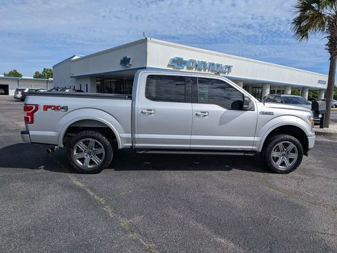 Used 2019 Ford F150 XLT w/ Equipment Group 302A Luxury AWD/4WD image 5