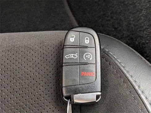 Certified 2022 Dodge Challenger R/T w/ Plus Package image 26