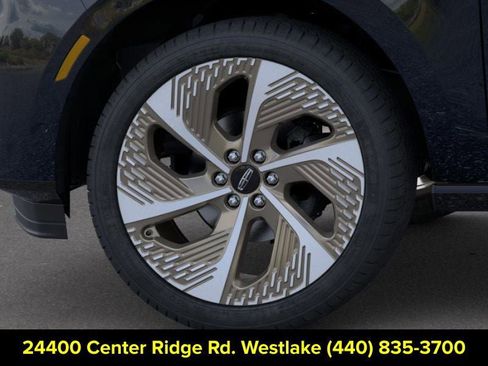 New 2026 Lincoln Navigator L Black Label AWD/4WD image 19