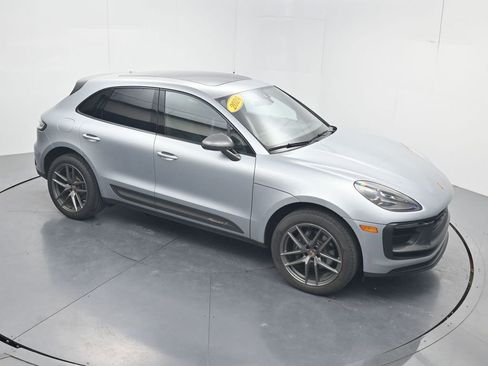 Used 2024 Porsche Macan Turbo AWD/4WD image 48