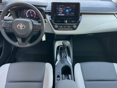 Used 2026 Toyota Corolla LE image 4