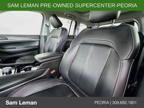 Used 2022 Jeep Grand Cherokee Limited w/ MOPAR Finishing Package AWD/4WD image 22