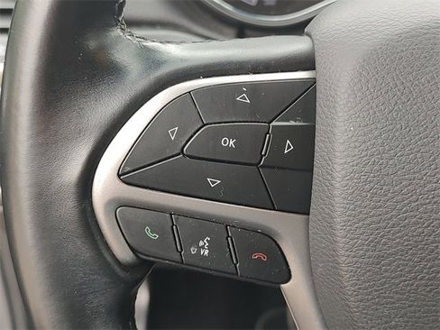 Certified 2021 Jeep Grand Cherokee Laredo image 24