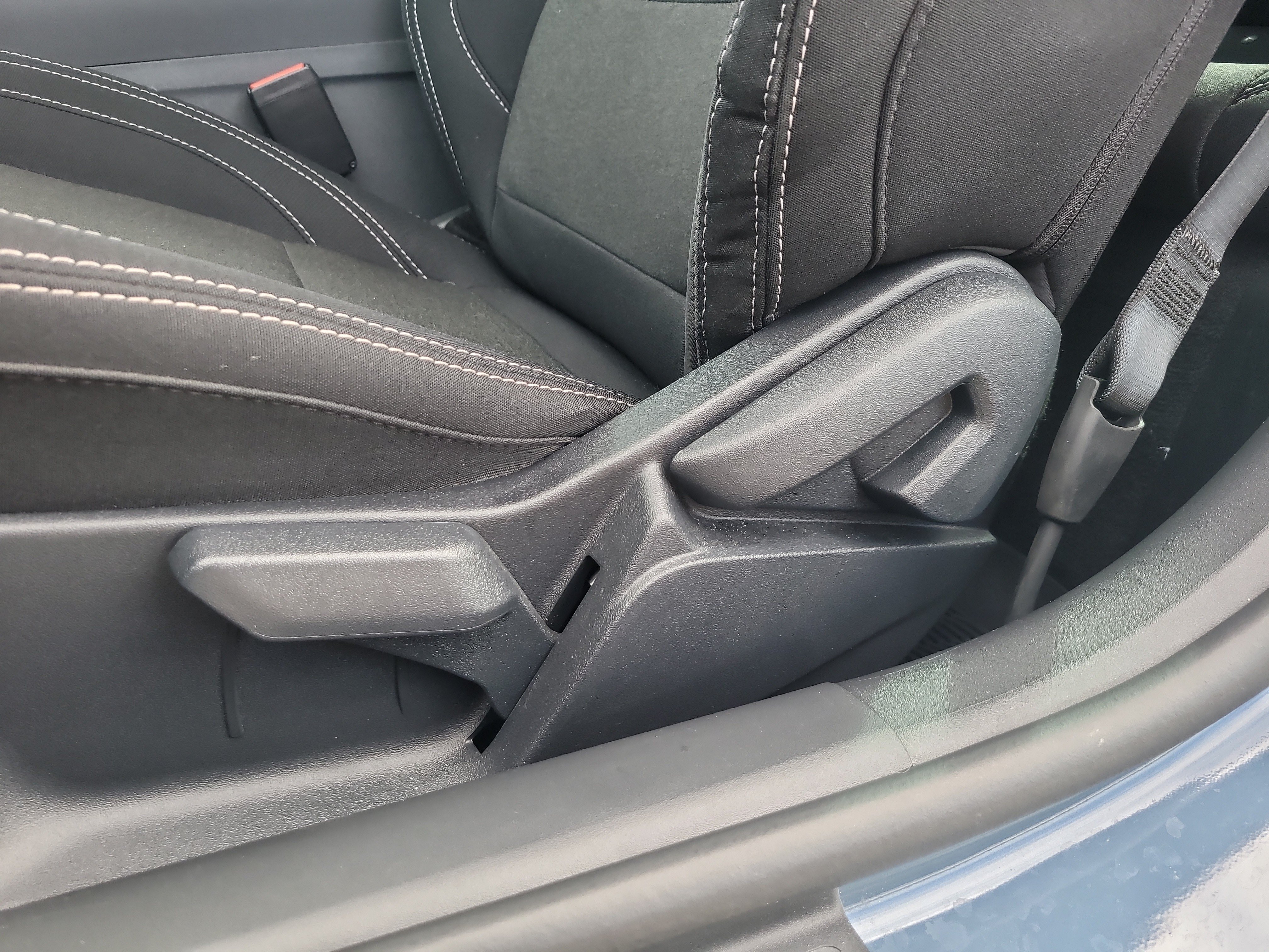 Used 2025 Ford Mustang GT RWD image 14