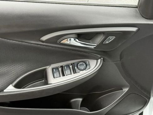 Used 2024 Chevrolet Malibu LT image 15