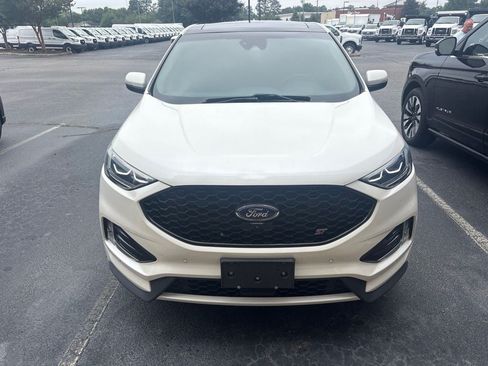 Certified 2019 Ford Edge ST w/ Equipment Group 401A AWD/4WD image 6