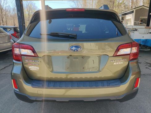 Used 2015 Subaru Outback 2.5i Premium AWD/4WD image 5