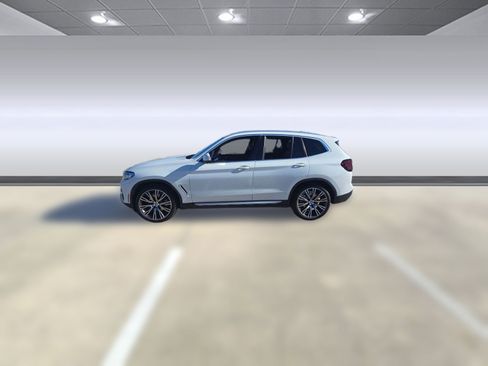 Used 2022 BMW X3 xDrive30i w/ Premium Package 2 image 2