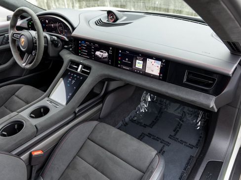 Certified 2023 Porsche Taycan GTS image 51