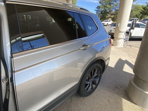 Used 2023 Volkswagen Tiguan SE w/ Panoramic Sunroof Package FWD image 51