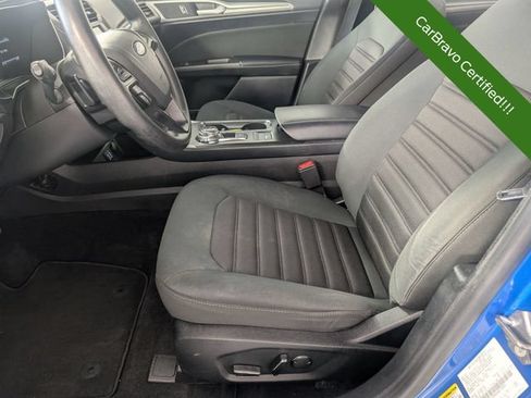 Used 2019 Ford Fusion SE FWD image 13