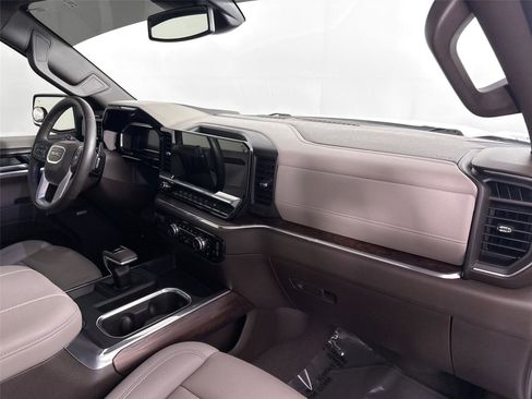 Used 2024 GMC Sierra 1500 SLT w/ SLT Premium Plus Package image 47