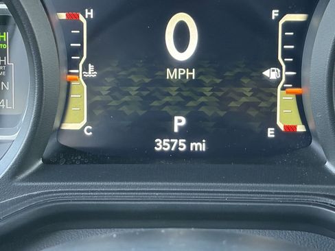Used 2024 Jeep Wrangler Unlimited Rubicon 392 AWD/4WD image 33