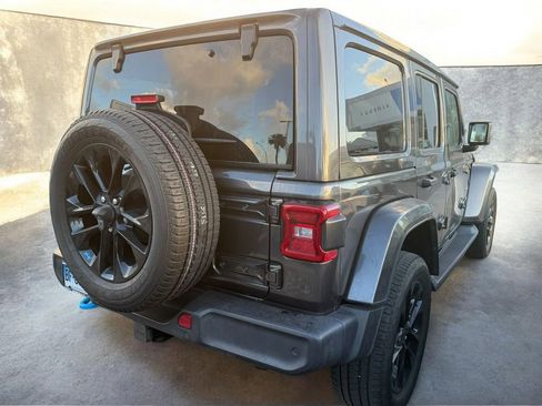 Used 2022 Jeep Wrangler Unlimited Sahara w/ Cold Weather Group image 6