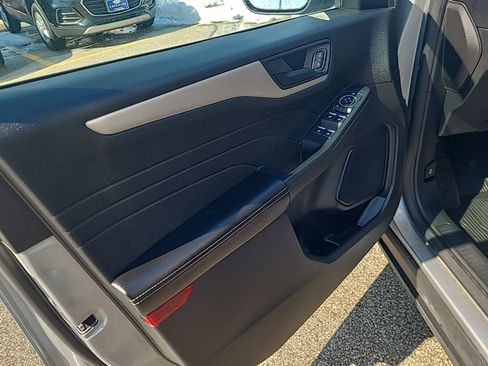 Used 2022 Ford Escape SE w/ Convenience Package image 11