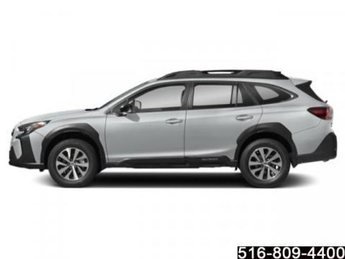 Used 2023 Subaru Outback Premium image 7