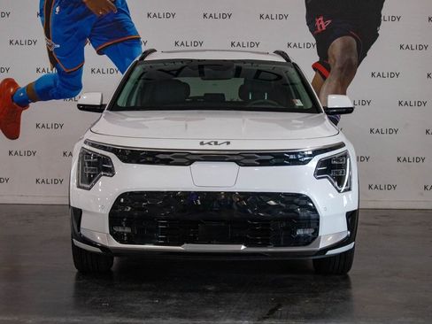 New 2023 Kia Niro Wave image 21