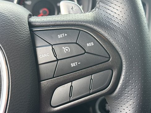 Used 2023 Dodge Charger R/T w/ Plus Group image 31