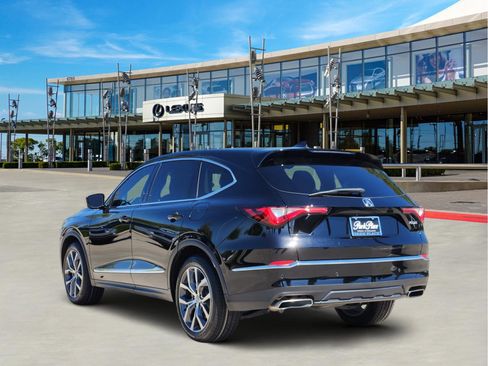 Used 2023 Acura MDX FWD w/ Technology Package image 4