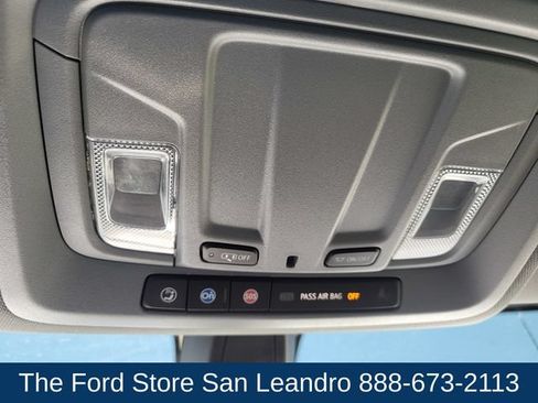 Used 2022 Chevrolet Silverado 1500 LT AWD/4WD image 23