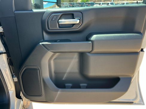 New 2026 Chevrolet Silverado 2500 Custom w/ Custom Value Package AWD/4WD image 23