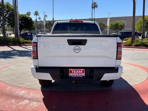 New 2026 Nissan Frontier SV w/ SV Convenience Package image 6