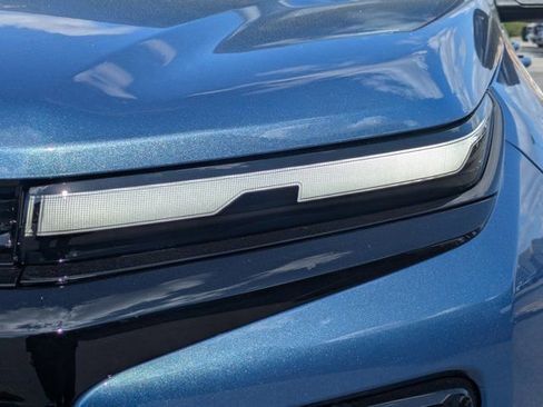 New 2026 Chevrolet Traverse RS w/ LPO, Floor Liner Package image 9