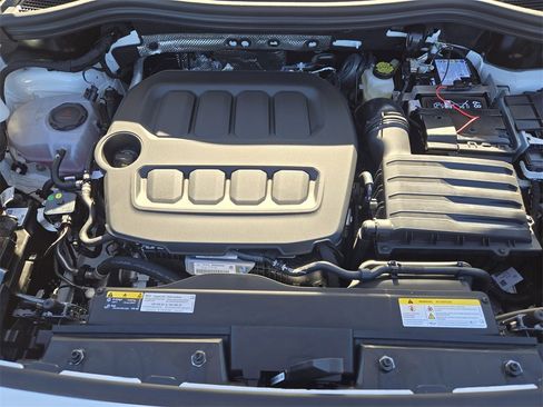 New 2026 Volkswagen Tiguan SE image 22