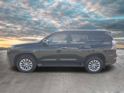 Certified 2023 Lexus GX 460 Premium w/ Premium Package AWD/4WD image 5