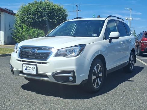 Used 2018 Subaru Forester 2.5i Limited AWD/4WD image 3