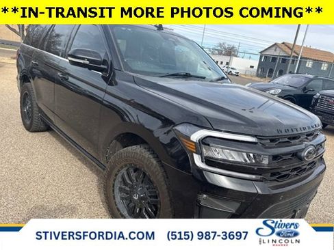 Used 2022 Ford Expedition Limited image 1