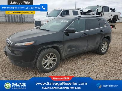 Used 2017 Jeep Cherokee Latitude w/ Comfort/Convenience Group