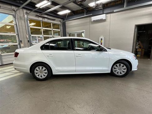 Used 2016 Volkswagen Jetta S FWD image 6
