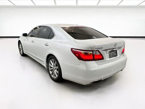 Used 2010 Lexus LS 460 AWD w/ Comfort Pkg image 6