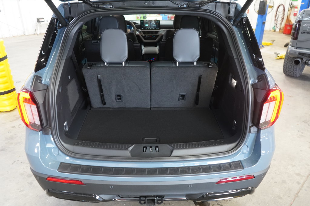 New 2027 Ford Explorer ST-Line w/ Premium Package AWD/4WD image 28