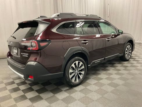 Used 2024 Subaru Outback Touring AWD/4WD image 2