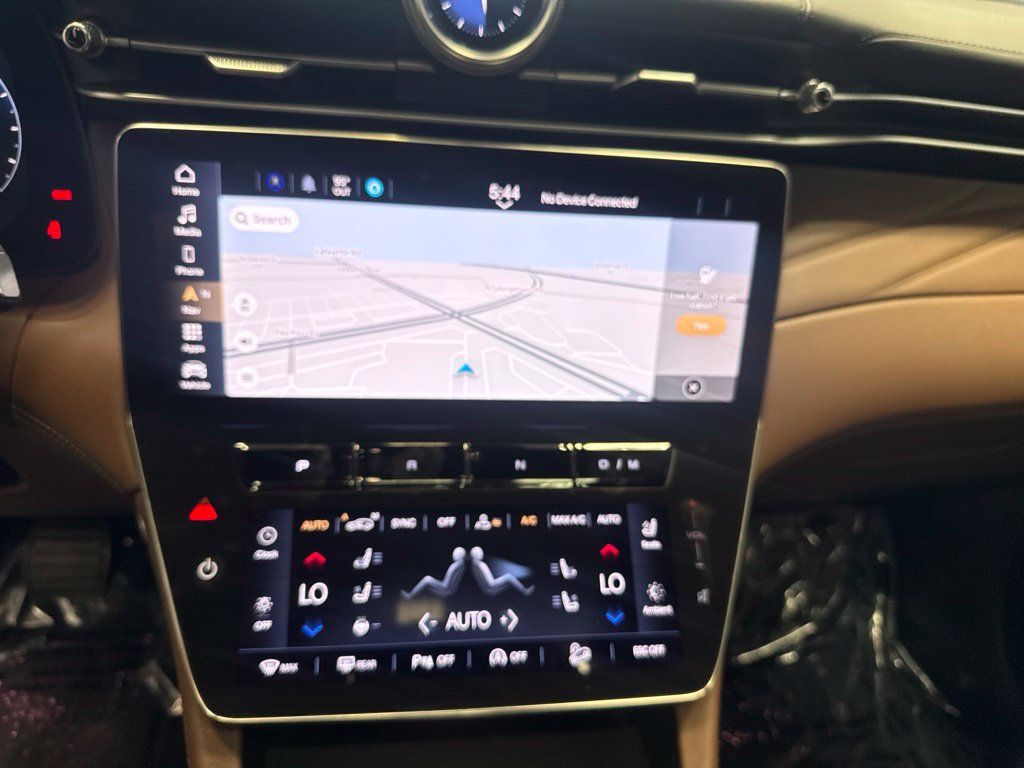 Used 2023 Maserati Grecale GT AWD/4WD image 20