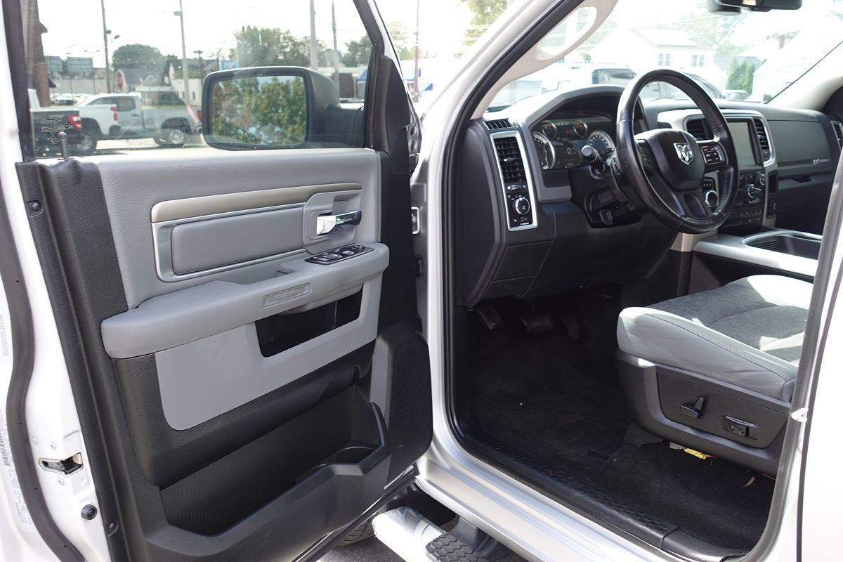 Used 2017 RAM 1500 Big Horn AWD/4WD image 16