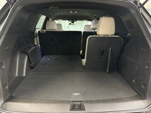 Certified 2023 Chevrolet Traverse LS image 22