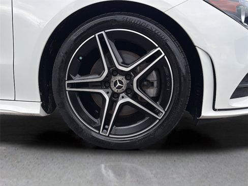 Used 2023 Mercedes-Benz CLA 250 4MATIC image 36